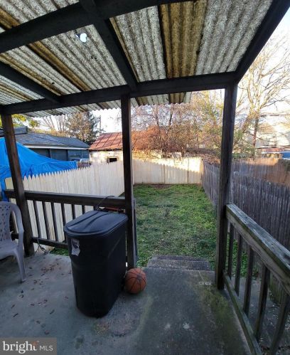 222 Morris Ave, Trenton NJ  08611-3665 exterior