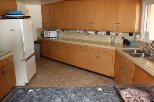 330 Magpie Ln, Santa Ana CA  92708-5822 exterior