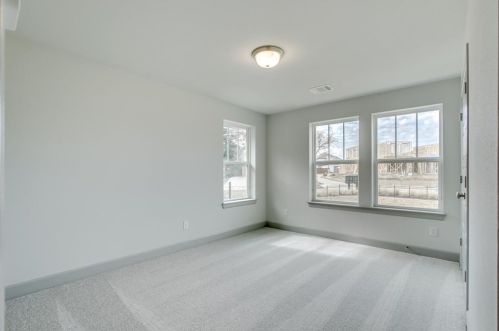 1520 Jackson St, Carrollton TX 75006-6296 exterior