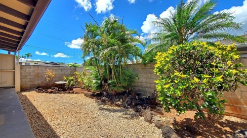 1376 Uila St, Honolulu HI  96818-1940 exterior