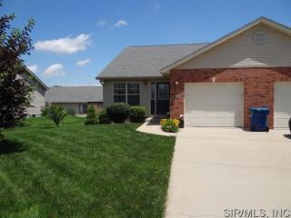 10911 Upland Terrace Dr, Lebanon, IL 62254-2335