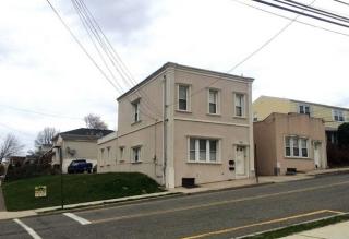 111 Elizabeth St, Outwater, NJ 07026-1138