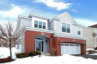 2313 Woodcrest Dr, Saint Paul MN  55129-8807 exterior