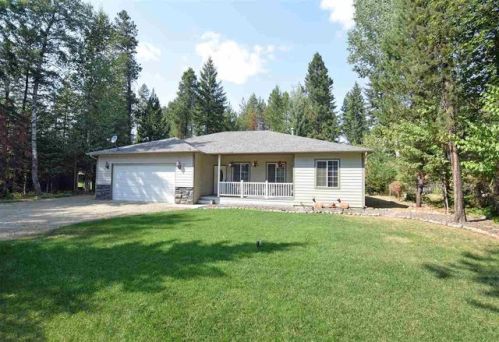31 Lakeview Dr, Cocolalla, ID 83813-9610