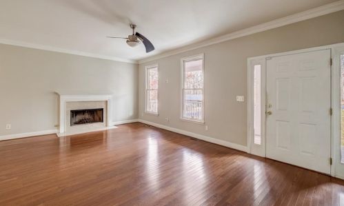 3765 High Point Ln, Atlanta GA  30331-7906 exterior
