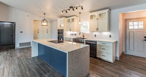 9600 Claxton Dr, Austin TX  78736-2901 exterior