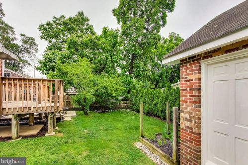 6608 Gude Ave, Silver Spring MD 20912-4827 exterior