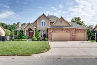 122 Coach House Rd, Wichita, KS 67235-1454