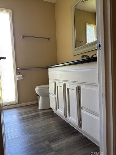 5610 Falling Leaf Ln, Riverside CA  92509-7308 exterior