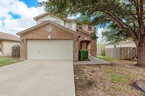 530 Sheep Trail Dr, Uhland TX  78640-5552 exterior