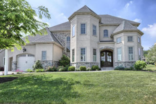 356 Spring Haven Dr, Lancaster, PA 17601-5193