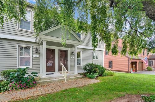 78 Colonial Hill Dr, Wallingford, CT 06492-3461