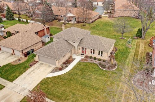 17145 Fox Grove Ln, Tinley Park, IL 60487-7632