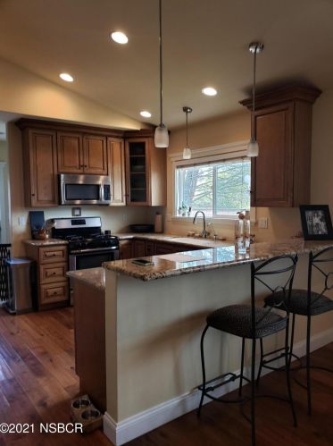 1210 Cuesta St, Santa Ynez, CA 93460-9435