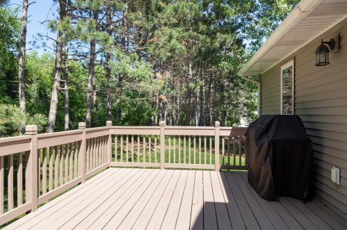 9138 Duckwood Trl, Saint Paul MN  55125-8860 exterior