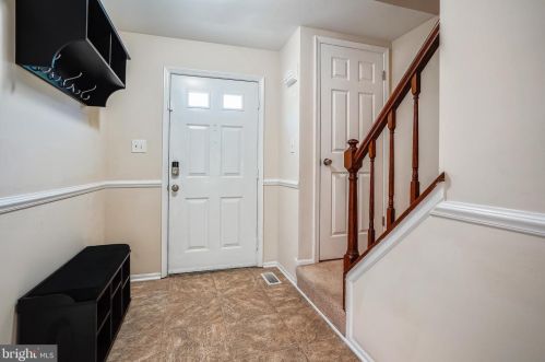 2922 Marsala Ct, Woodbridge, VA 22192-1620