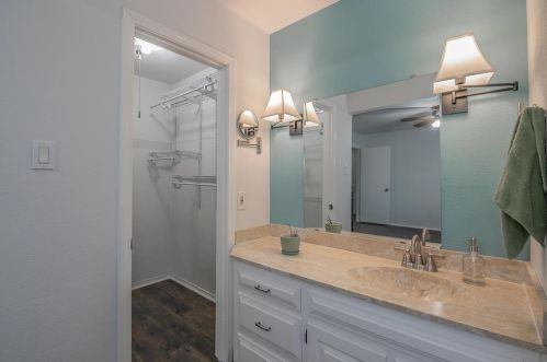 6116 Blue Spruce Cir, Fort Worth TX 76137-2135 exterior