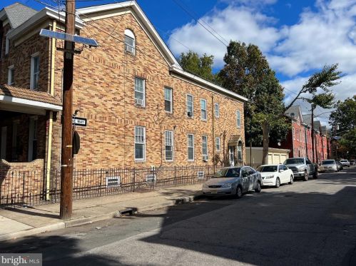 66 Hudson St, Trenton, NJ 08609-2537