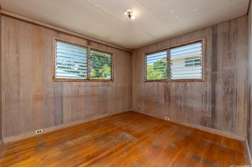 745 18 Ave, Honolulu HI  96816-4112 exterior