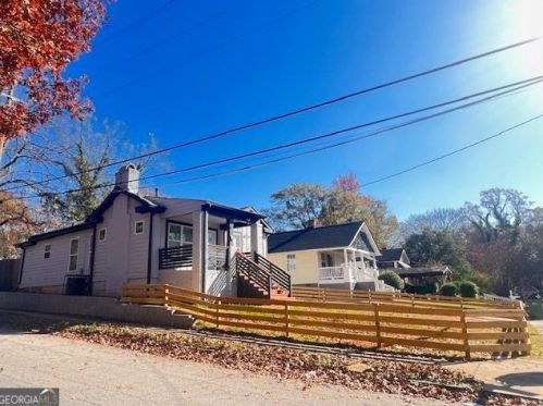 1074 Hobson St, Atlanta GA  30310-2913 exterior