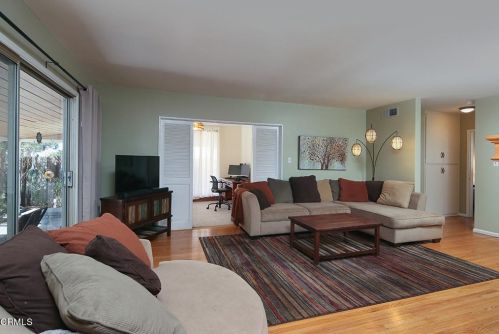 3920 El Caminito, Glendale CA 91214-1027 exterior