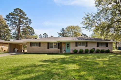 1002 Enfield Dr, Marshall, TX 75672-2418