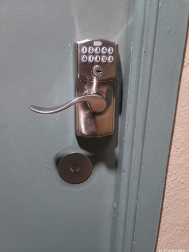 1909 Ala Wai Blvd, Honolulu HI  96815-1817 exterior