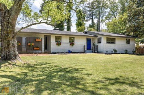 1903 Mcjenkin Dr, Atlanta GA  30345-3005 exterior