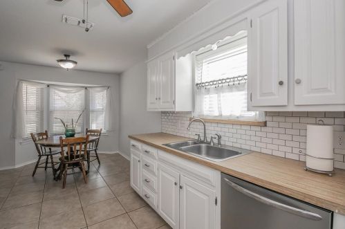 6116 Blue Spruce Cir, Fort Worth TX 76137-2135 exterior