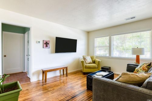 650 Mendocino Dr, Ukiah CA  95482-5606 exterior