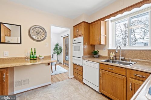 9906 Grayson Ave, Silver Spring MD 20901-2241 exterior