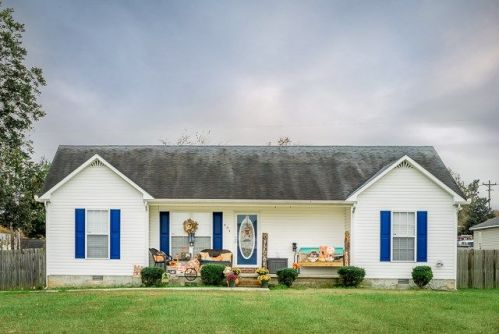 404 Oak Hill Rd, Rickman, TN 38580-1803