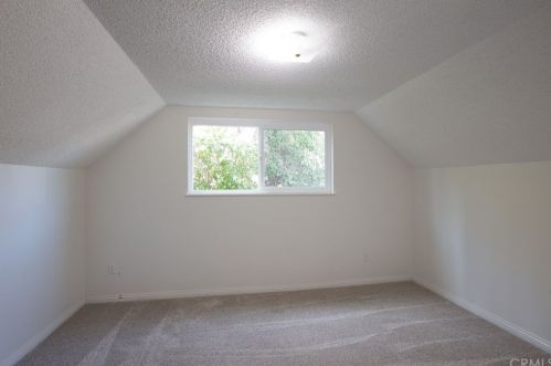 5560 Wentworth Dr, Riverside CA  92505-3156 exterior