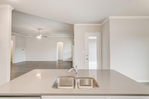 4016 Bendale Rd, Fort Worth TX 76116 exterior