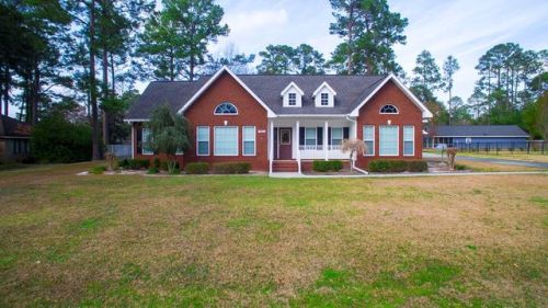 2249 Belle Cir, Waycross, GA 31501-4100