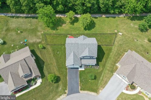 463 Deerfield Village Dr, Shepherdstown WV  25443 exterior