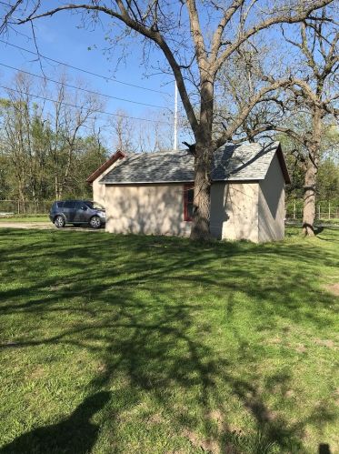 1719 Zinc St, Rockwell, IL 61301-1471