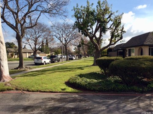 1400 Bell Ave, Anaheim CA  92805-5942 exterior