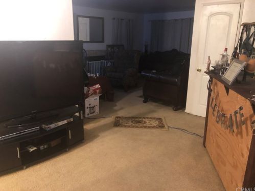 187 King St, San Bernardino, CA 92408-1120