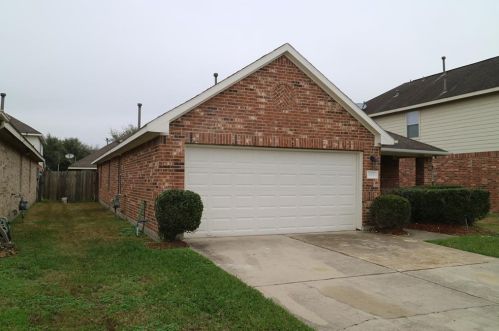 2106 Acorn Glen Trl, Fresno, TX 77545-6081