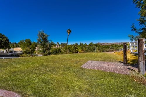 8079 Golden Star Ave, Riverside CA  92506-5710 exterior