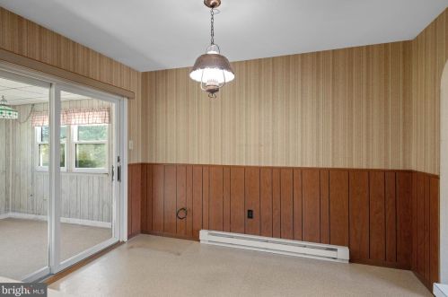 1035 Devonshire Rd, Lancaster PA  17601-1610 exterior