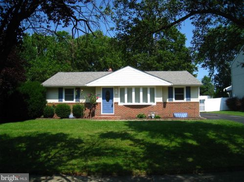 103 Yale Ave, Stratford, NJ 08084-1228
