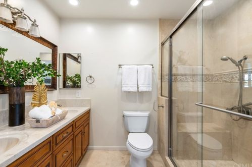 1191 Skyline Dr, Santa Ana CA 92705-3217 exterior