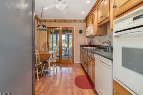 107 Pleasant View Rd, Hackettstown NJ  07840-1017 exterior