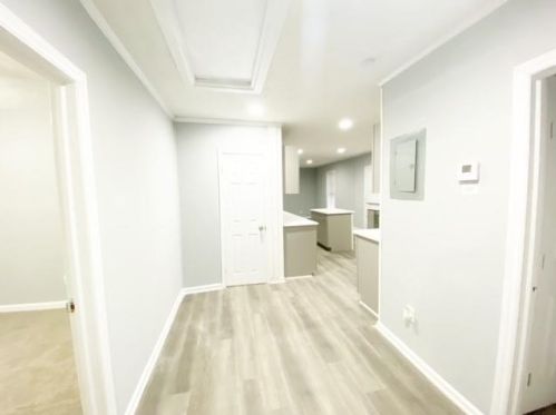 5670 Feldwood Rd, Atlanta GA  30349-2865 exterior