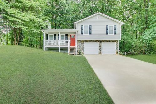 69 Prospectors Ct, Hiram GA  30141-4207 exterior