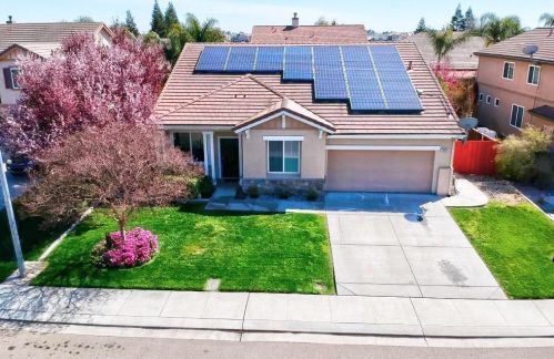 1950 Goldfinch Way, Manteca, CA 95337-7907