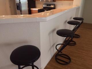 1075 Silver Star St, Henderson NV  89002-6572 exterior