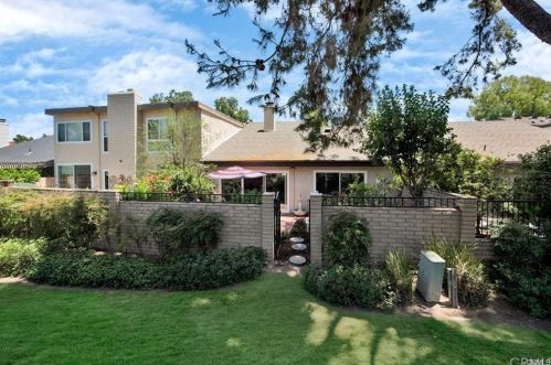 24 Redwood Tree Ln, Irvine CA  92612-2226 exterior